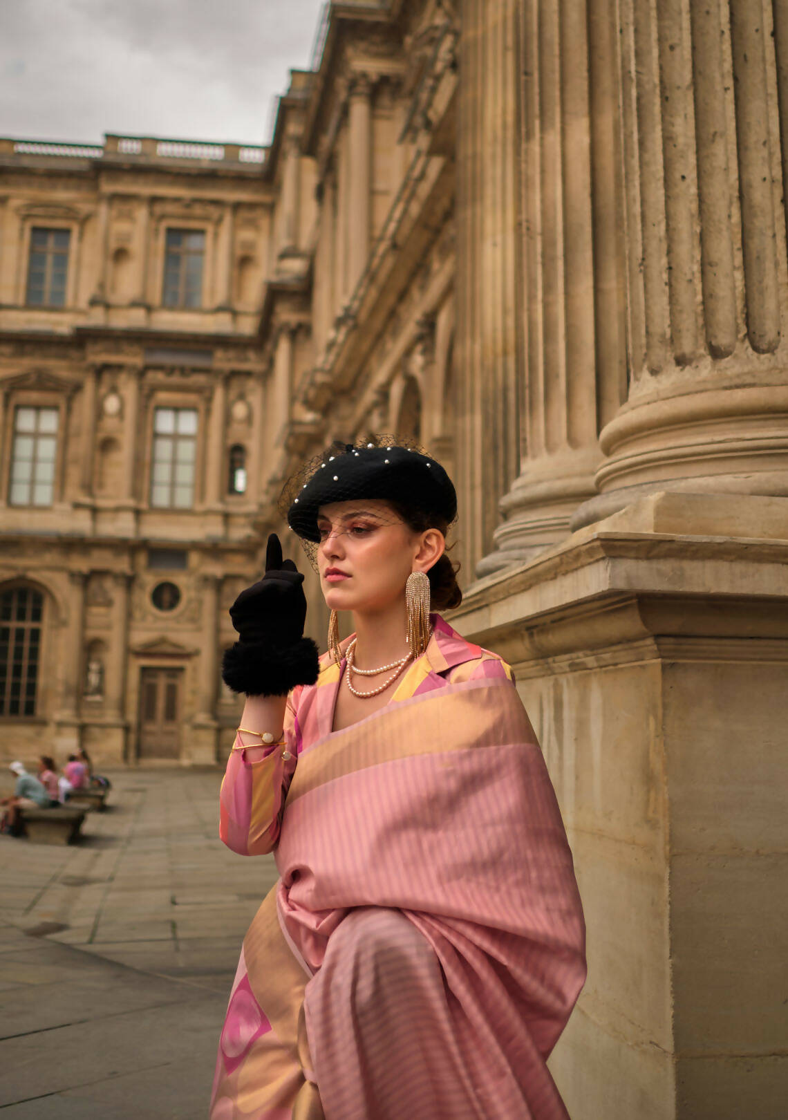 Dahlia Pinksoft Handloom Sik Zari & Thread Work, Contrast Pallu Saree - Rajtex Kube Silk - Swadesiicart