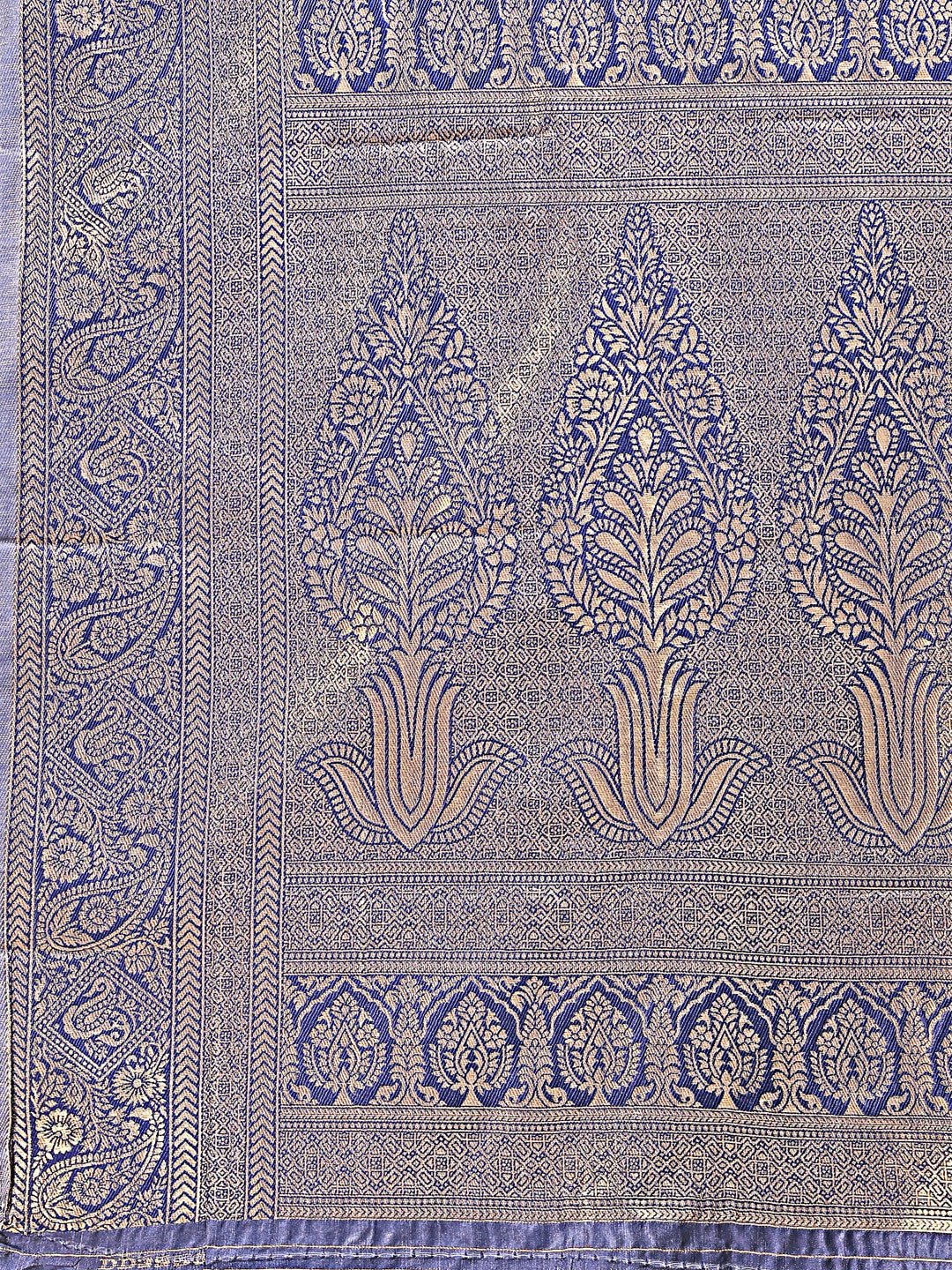 Astita Aura Silk Cream Navy Blue Banarasi Silk Saree | Swadesiicart