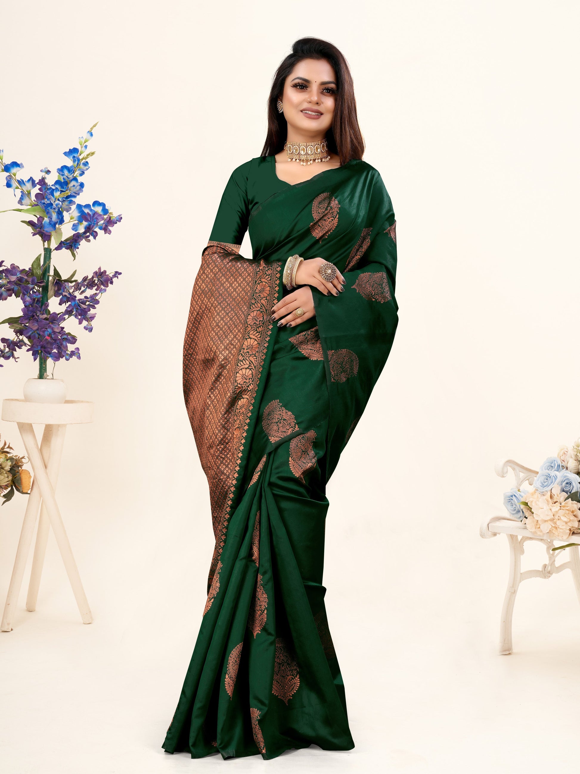 Vedant Vastram Litchi Silk Designer Banarasi Saree - Bottle Green | Swadesiicart