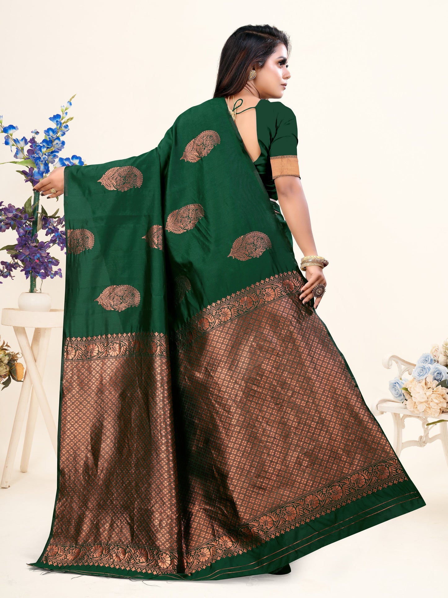 Vedant Vastram Litchi Silk Designer Banarasi Saree - Bottle Green | Swadesiicart