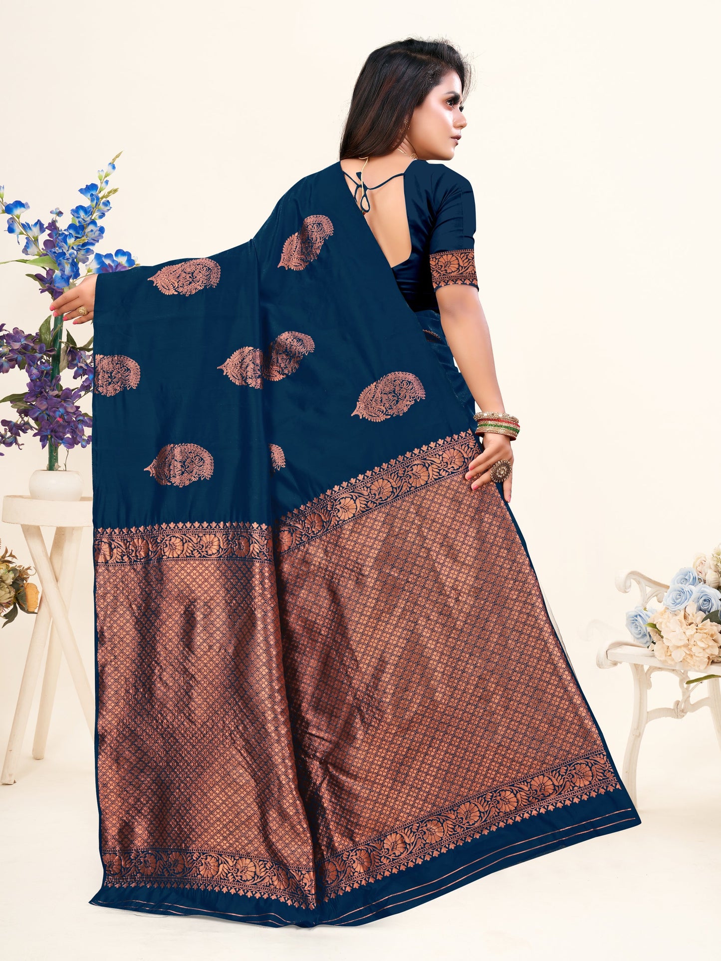 Vedant Vastram Litchi Silk Designer Banarasi Saree - Morpich Morpich | Swadesiicart