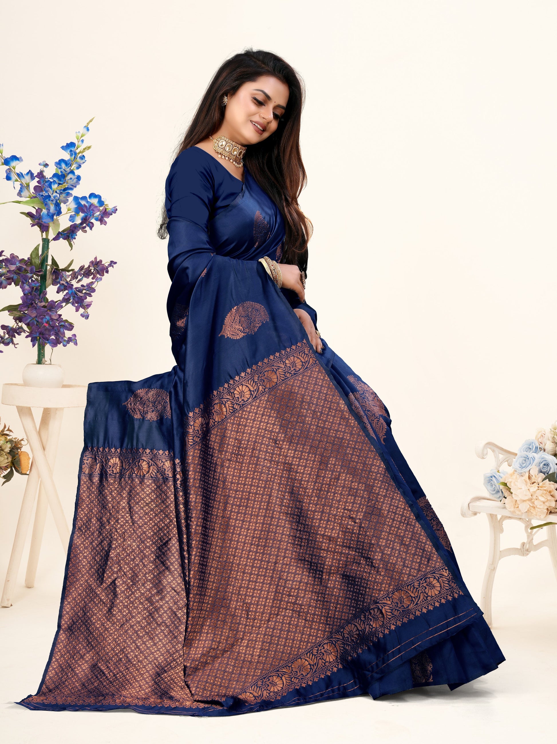 Vedant Vastram Litchi Silk Designer Banarasi Saree - Navy | Swadesiicart