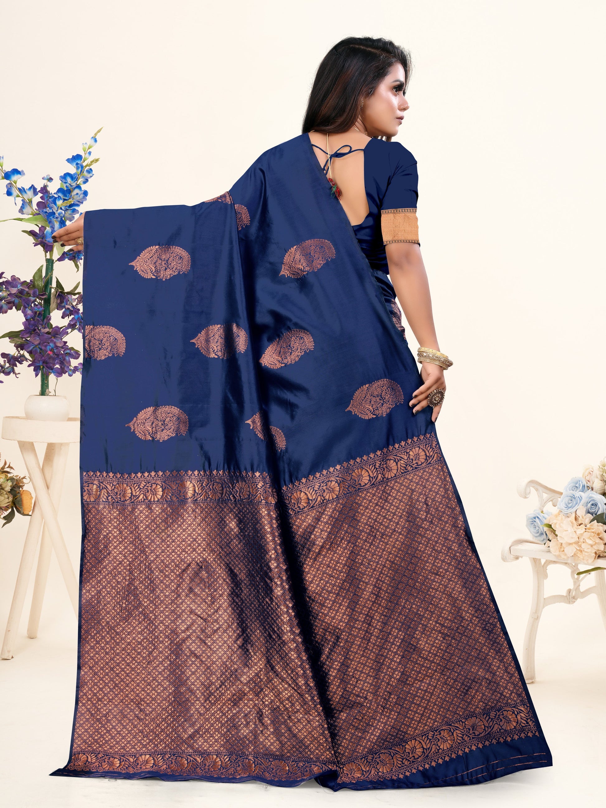 Vedant Vastram Litchi Silk Designer Banarasi Saree - Navy | Swadesiicart