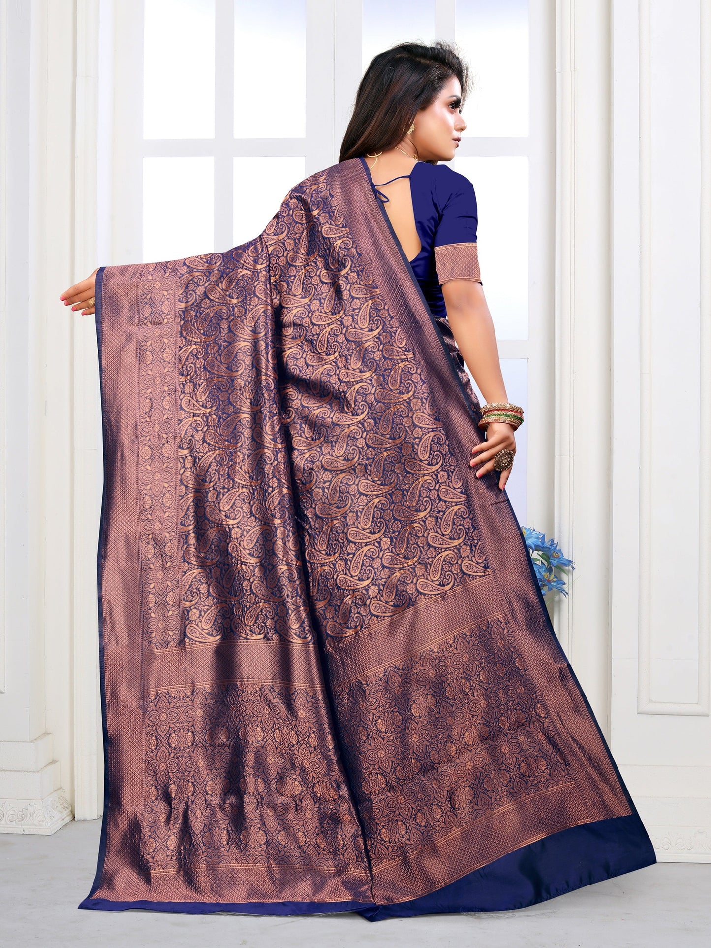 Vedant Vastram Litchi Silk Designer Banarasi Saree - Navy | Swadesiicart