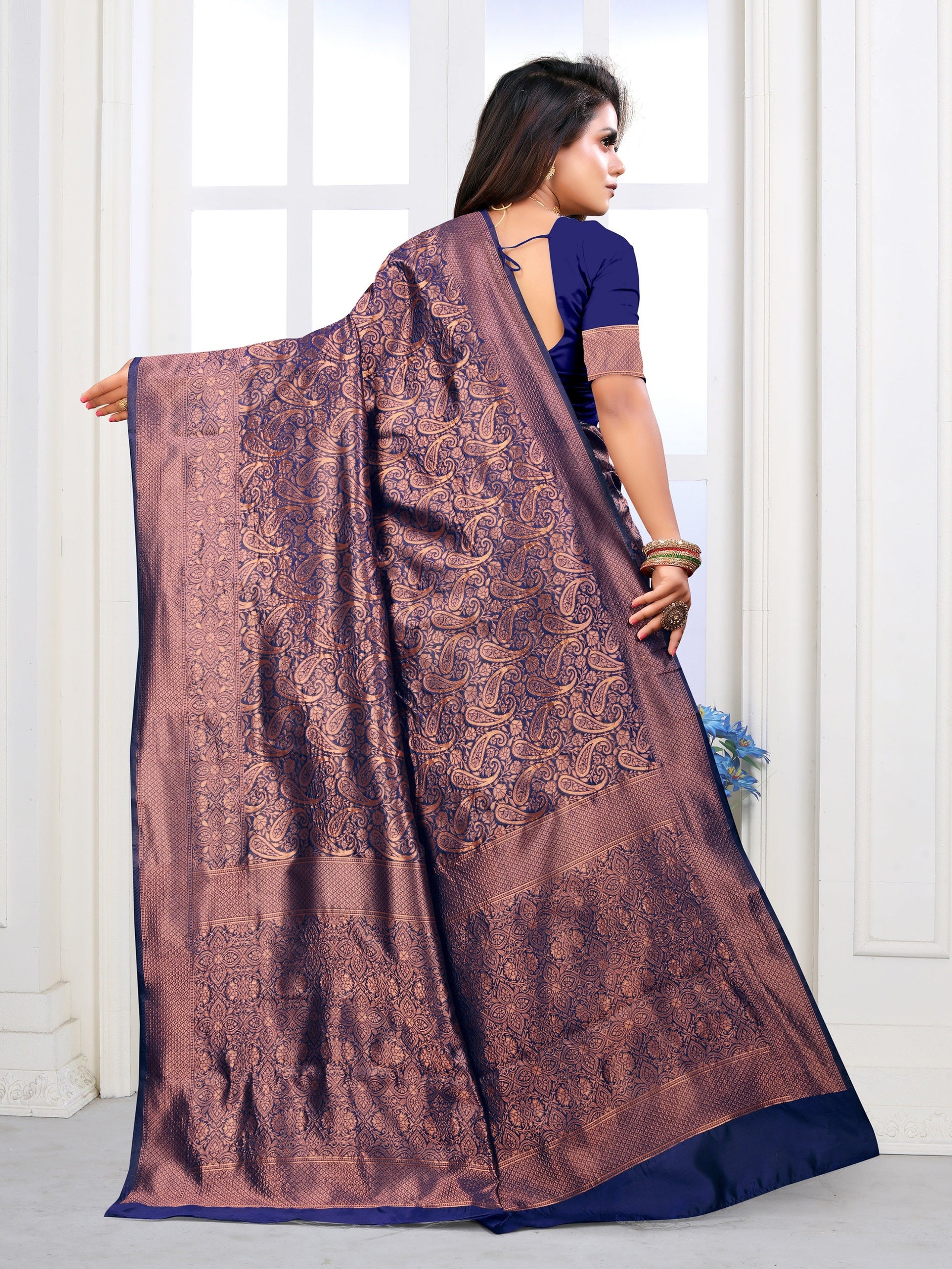 Vedant Vastram Litchi Silk Designer Banarasi Saree - Navy | Swadesiicart