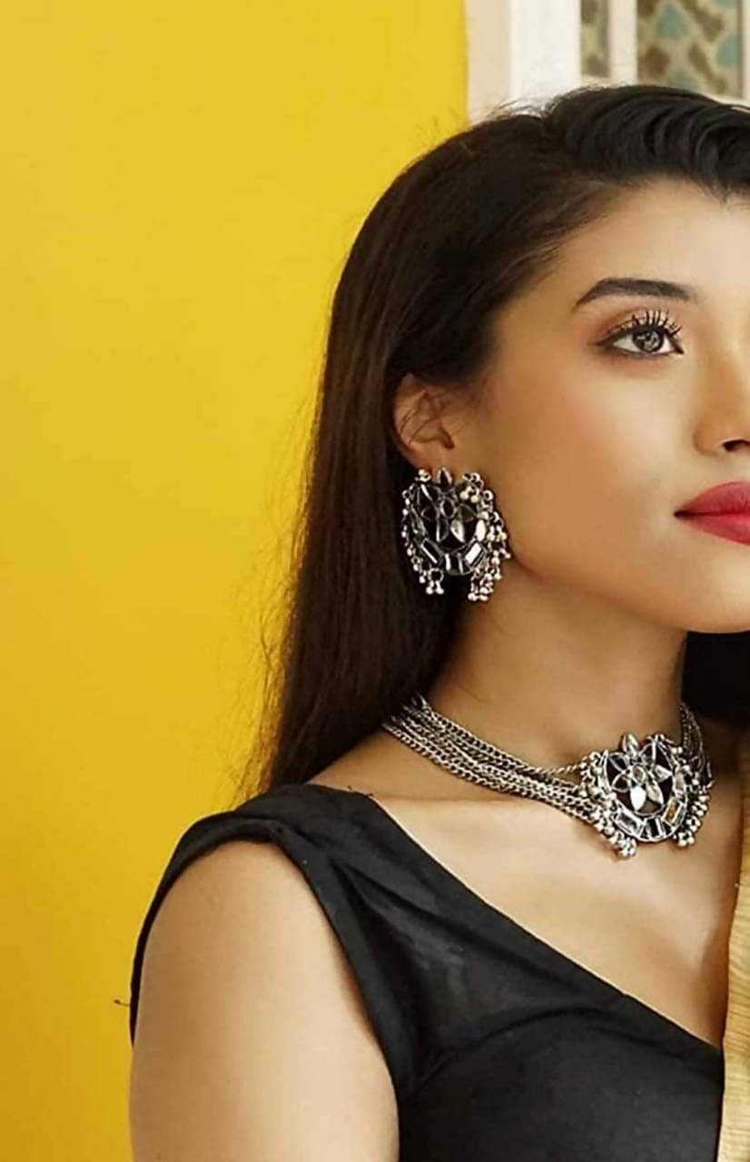Mominos Fashion Silver color Necklace with Mirror work Mangalsutra - Swadesiicart