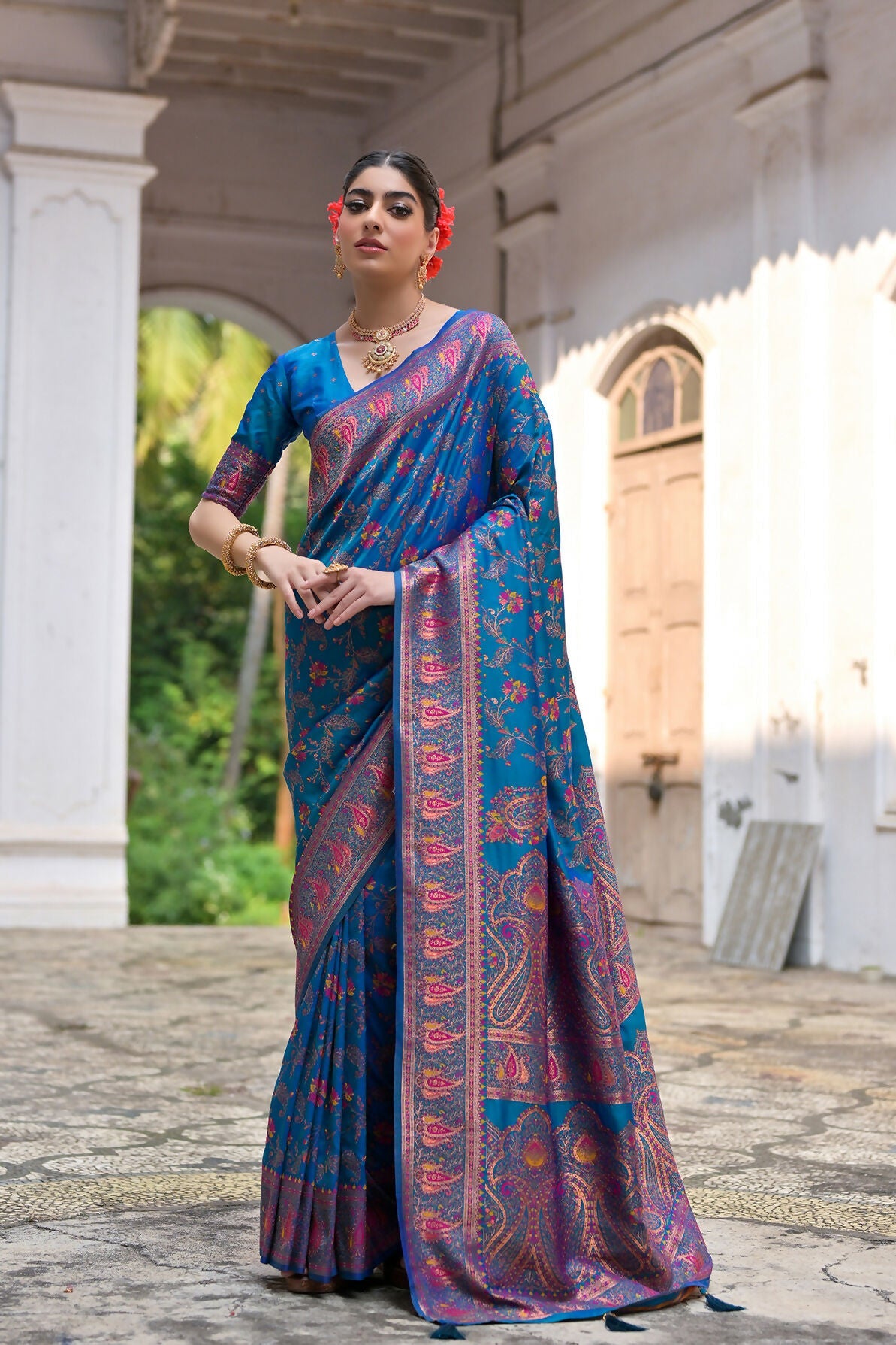 Vishnu Weaves Women's Firozi Silk Woven Saree with Blouse - Swadesiicart