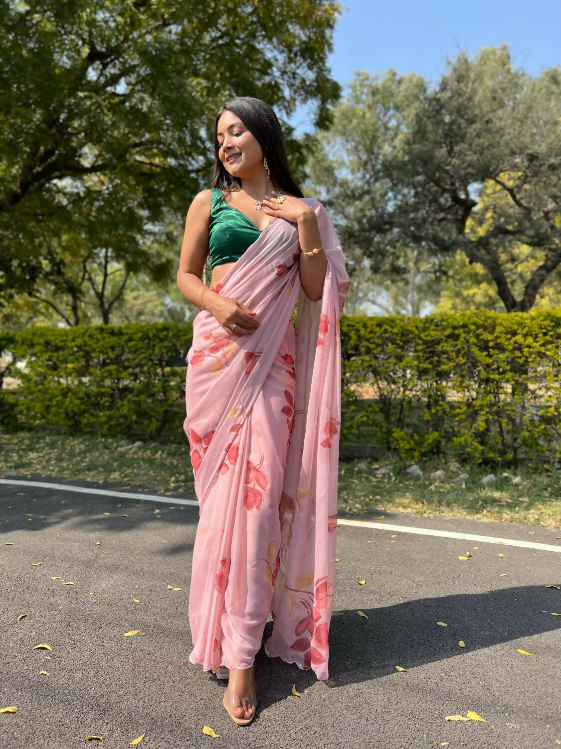Vamsee Pink Chiffon Designer Saree - Swadesiicart