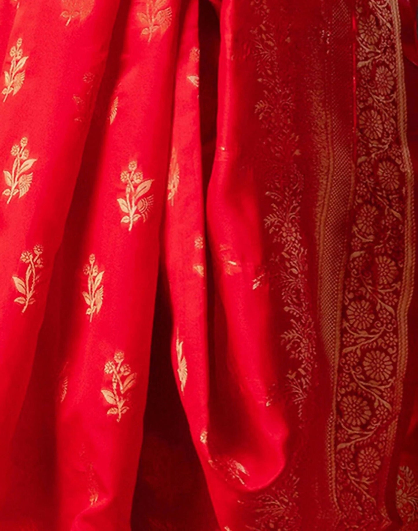 Joban Fashion Silk Banarasi Red & Golden Color Saree | Swadesiicart
