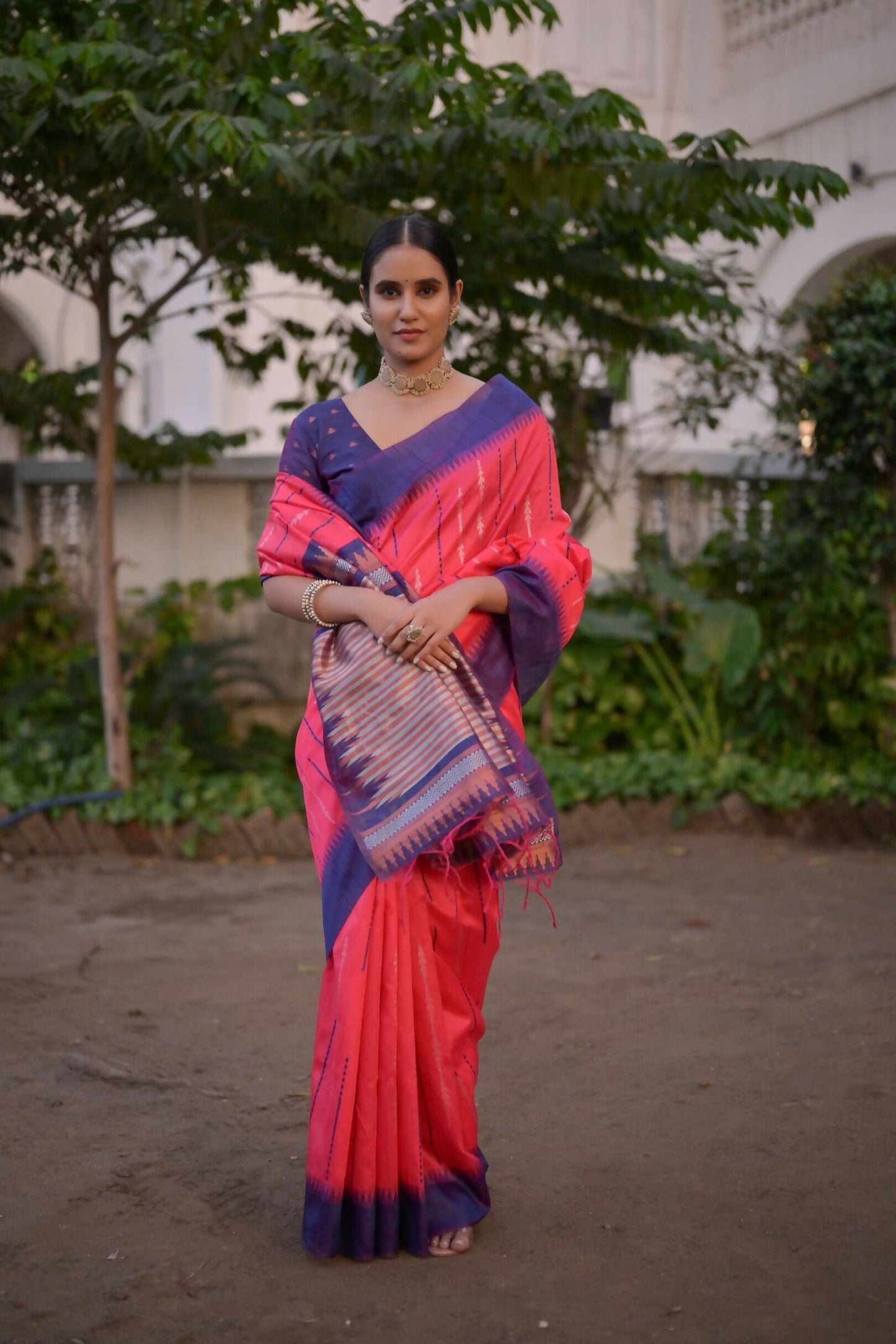 Vishnu Weaves Women's Rani Raw Silk Saree with Blouse - Swadesiicart