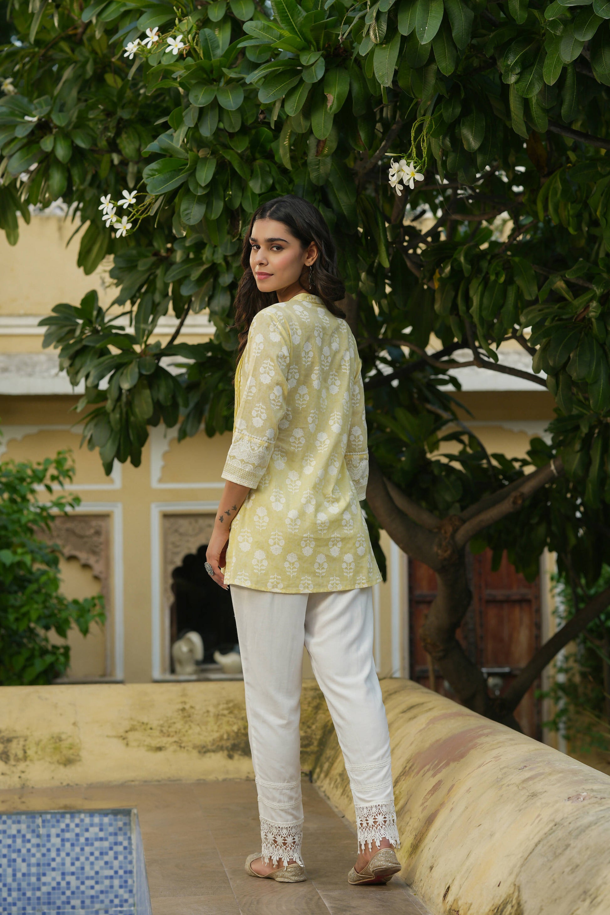 Juniper Women's Yellow Cambric Placement Floral Printed Tunic | Swadesiicart
