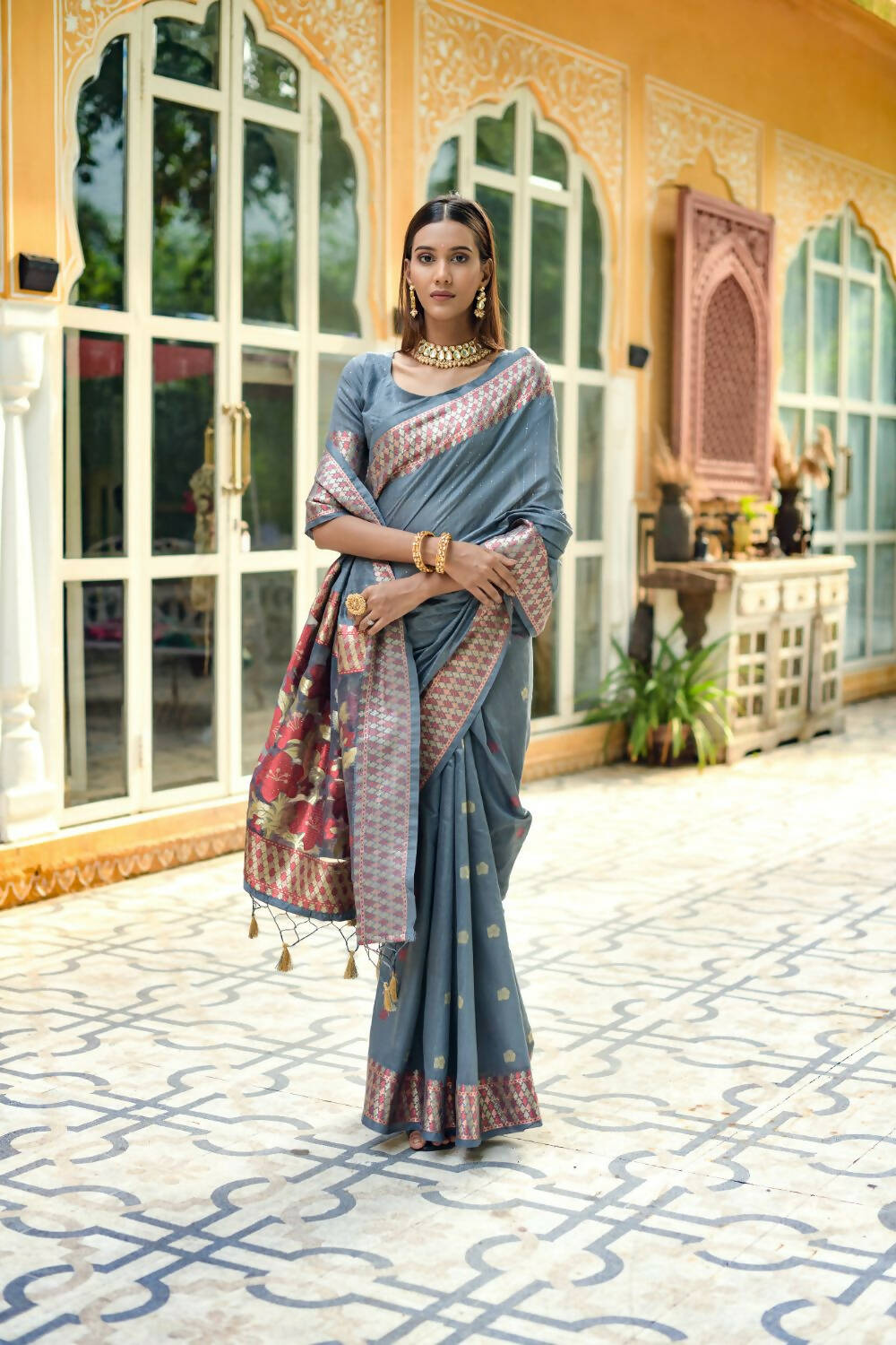 Vishnu Weaves Women's Grey Cotton Silk Zari Woven Butta Work Saree with Blouse - Swadesiicart