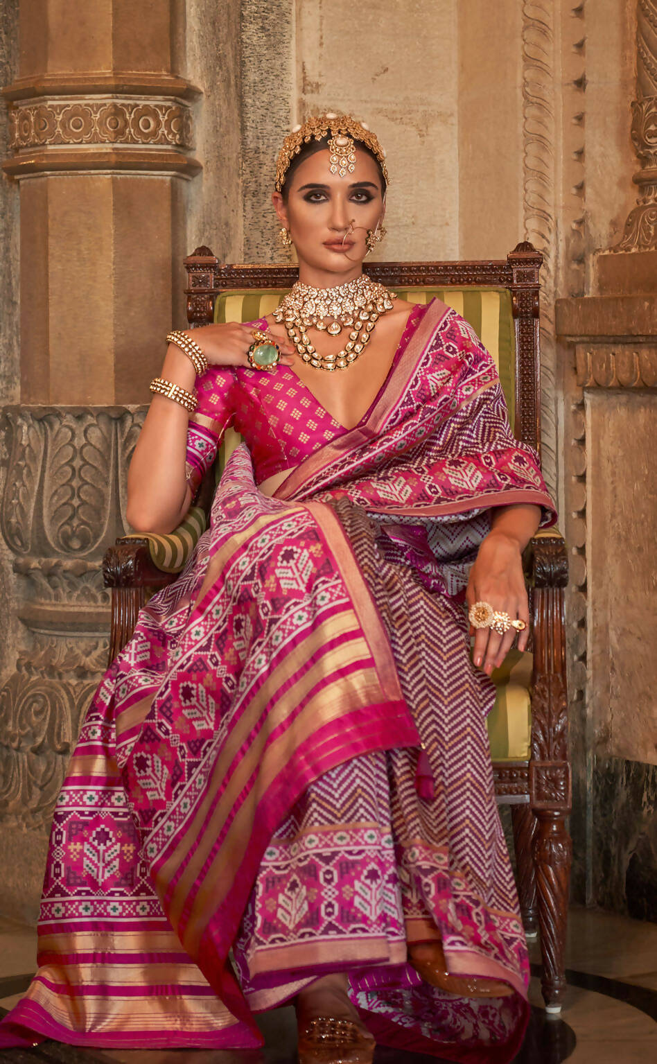 Magenta Banarasi Weaving, Ultra Aqua Finish, Zari Work Banarasi Silk Saree - Rath Kunti - Swadesiicart