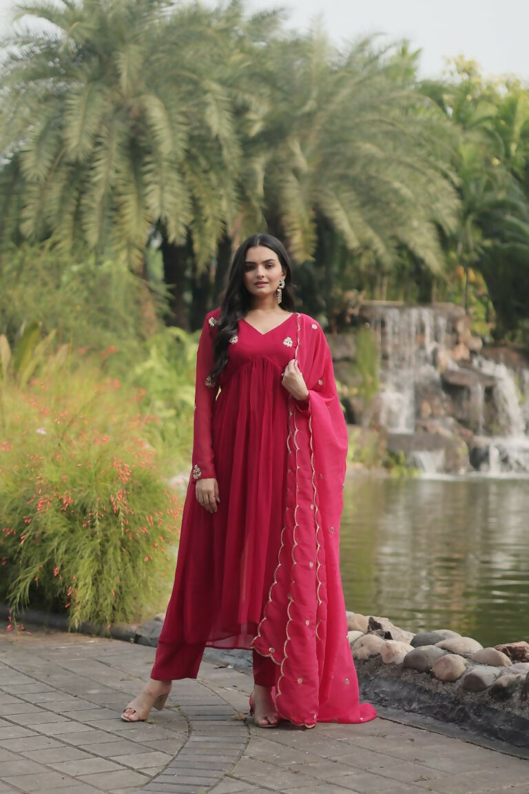 Jyoti Fashion Women's Pink Faux Blooming Embroidered Kurta with Trouser & Dupatta | Swadesiicart