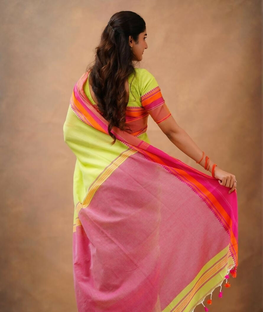 Exclusive Collection Light Green Beautiful Khadi Cotton Handloom Saree - Swadesiicart