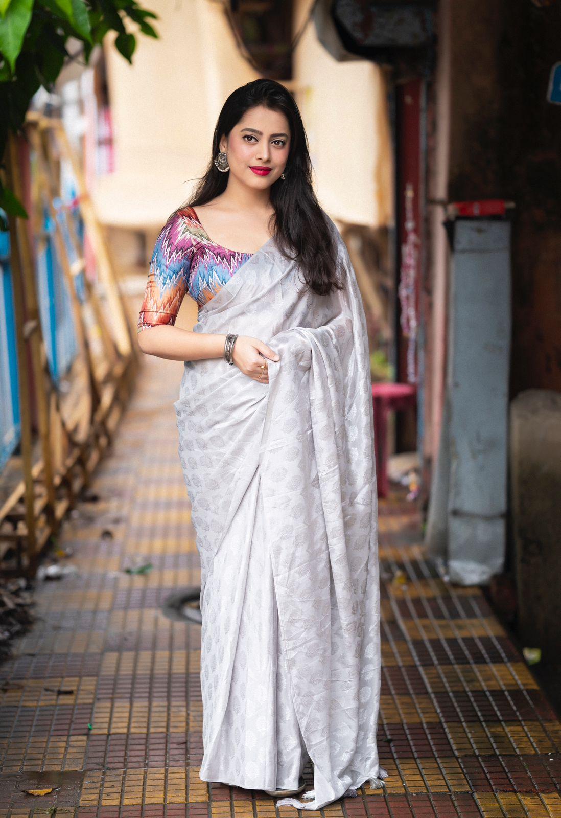 Grey Poly Crepe Ethnic Motifs Saree with Unstitched Blouse - Hiral Fashion | Swadesiicart