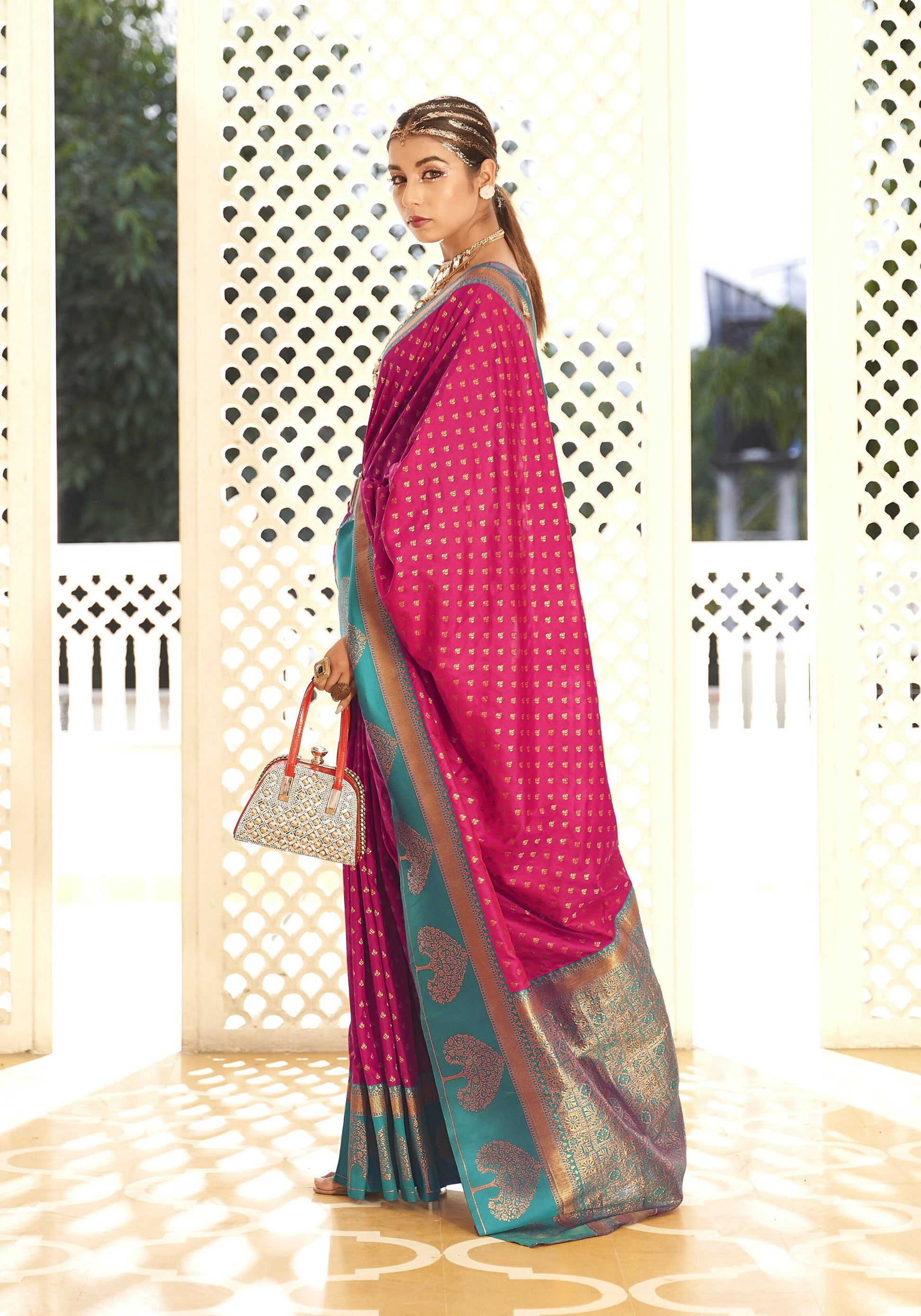Pink Soft Banarasi Paithani Copper Zari Weaving Saree With Unstitched Blouse Piece - Jodha | Swadesiicart