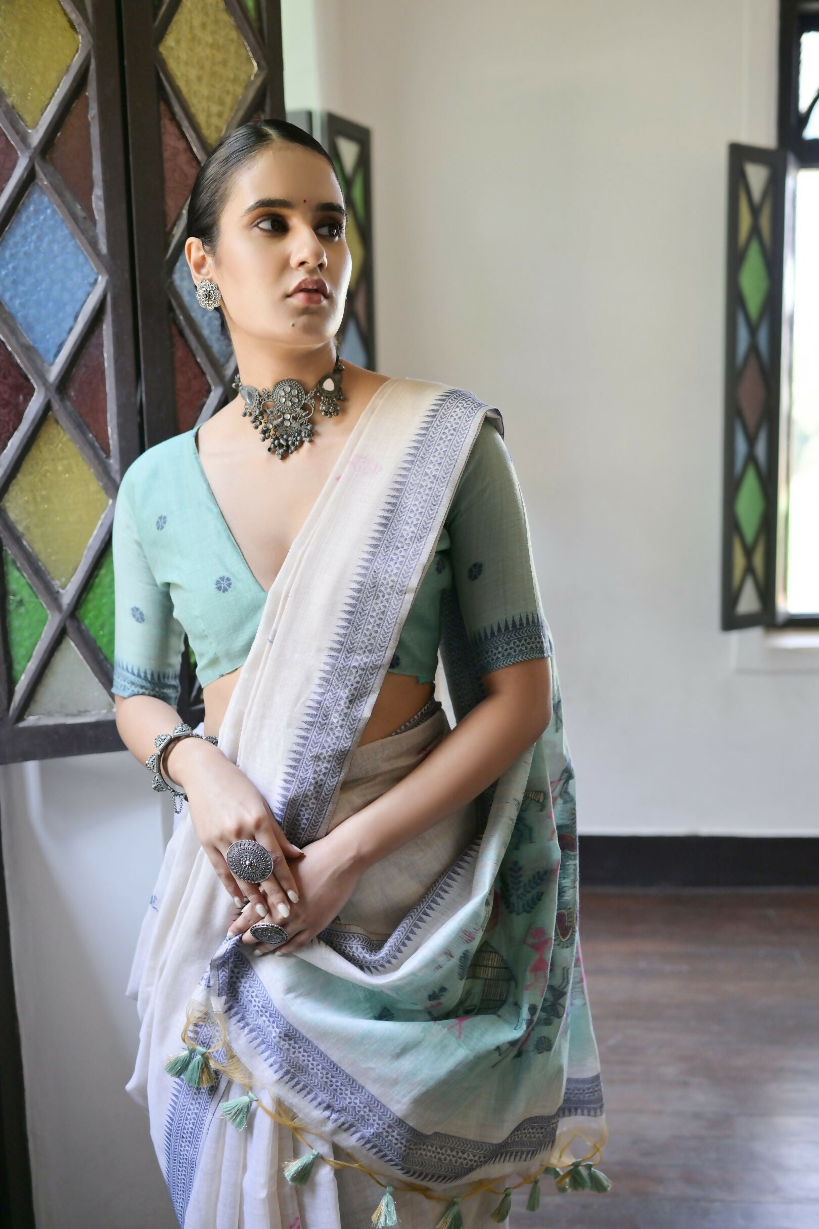 Vishnu Weaves Women's Navy-Blue Muga Cotton Saree with Blouse - Swadesiicart