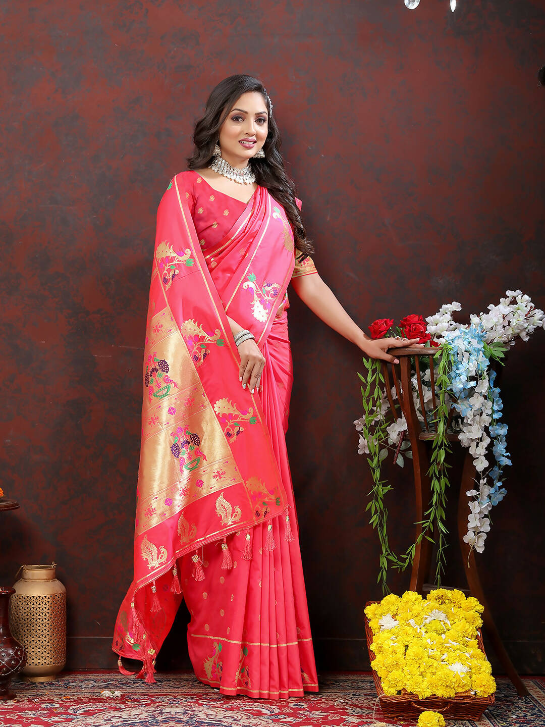 Lorenvalley Fashion Peach Soft Paithani Silk Woven Design Gold Zari Meenakari Weaving Saree - Swadesiicart