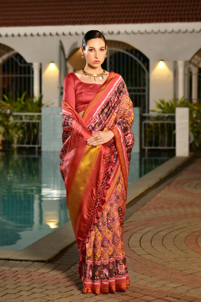Vishnu Weaves Women's Mustard Banarasi Silk Patola Printed Saree with Blouse - Swadesiicart