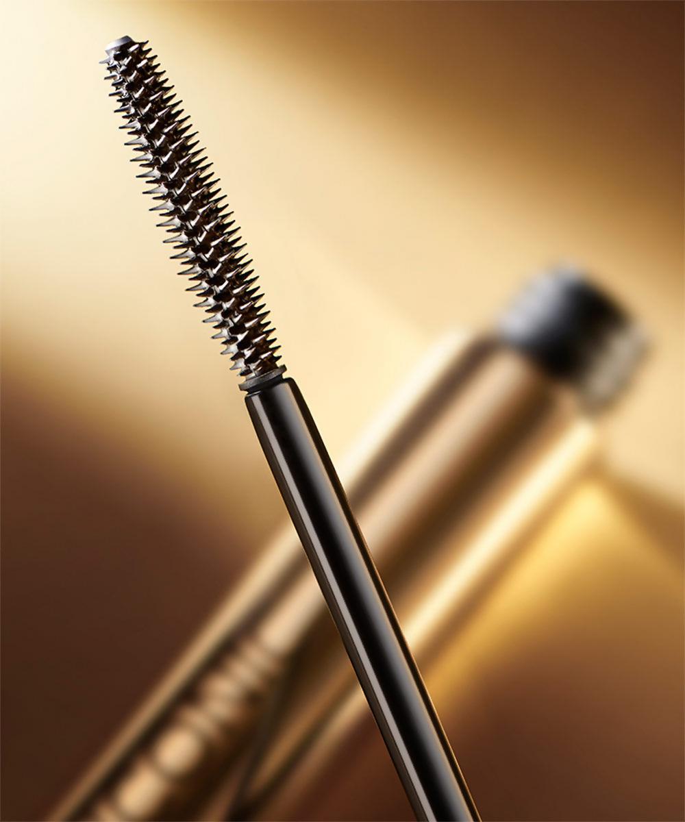 Iconic London Triple Threat Mascara - Black - Swadesiicart