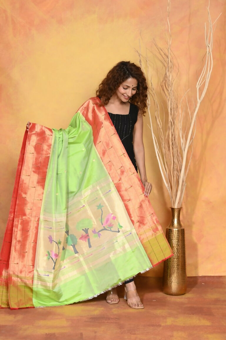 Very Much Indian Handloom Pure Cotton Paithani Dupatta - White | Swadesiicart