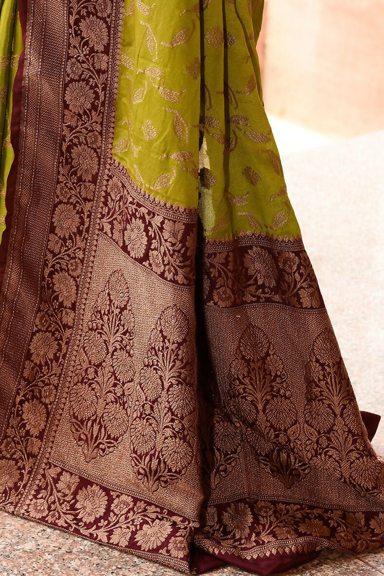 Joban Fashion Grass Green Crepe Chiffon Pure Handloom Banarasi Silk Saree | Swadesiicart