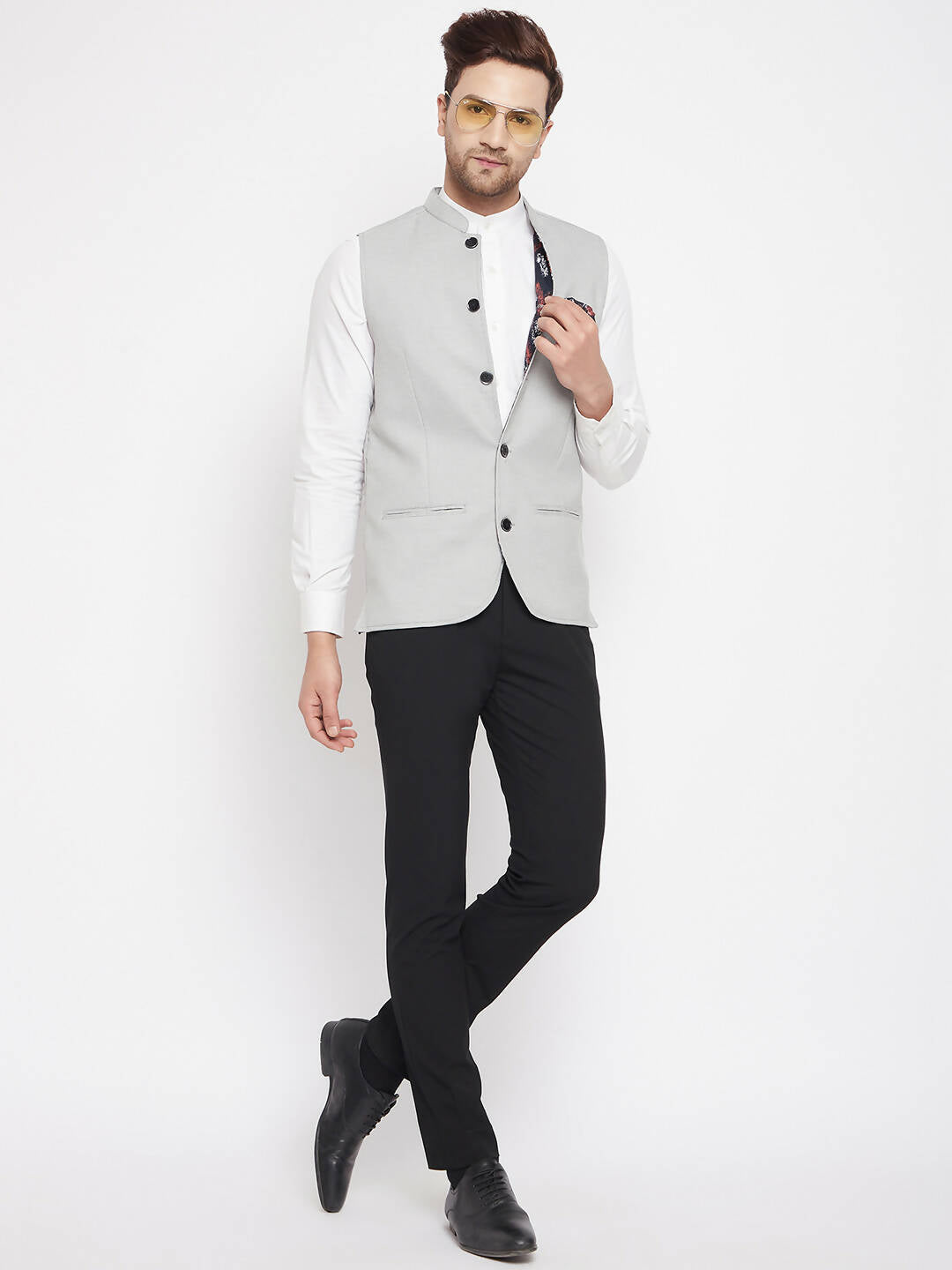 Even Apparels Grey Merino Men's Nehru Jacket-Contrast Lining-Free Pocket Square | Swadesiicart