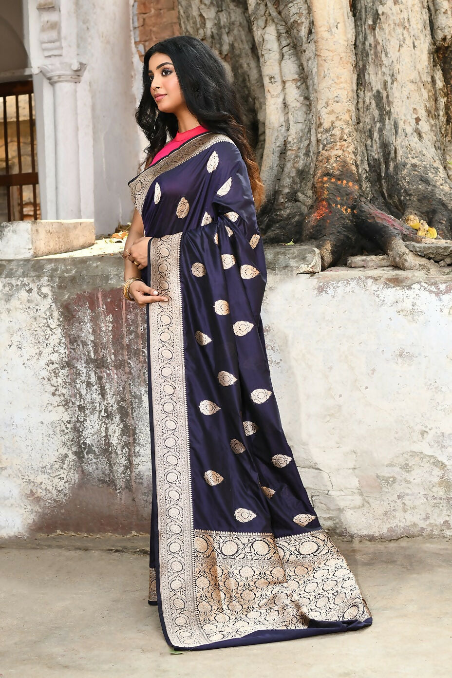Joban Fashion Navy Blue Pure Katan Pure Handloom Banarasi Silk Saree | Swadesiicart