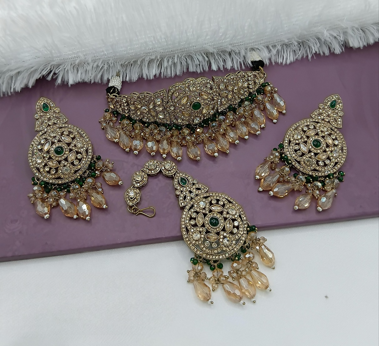Joban Fashion Green Alloy Choker Set | Swadesiicart