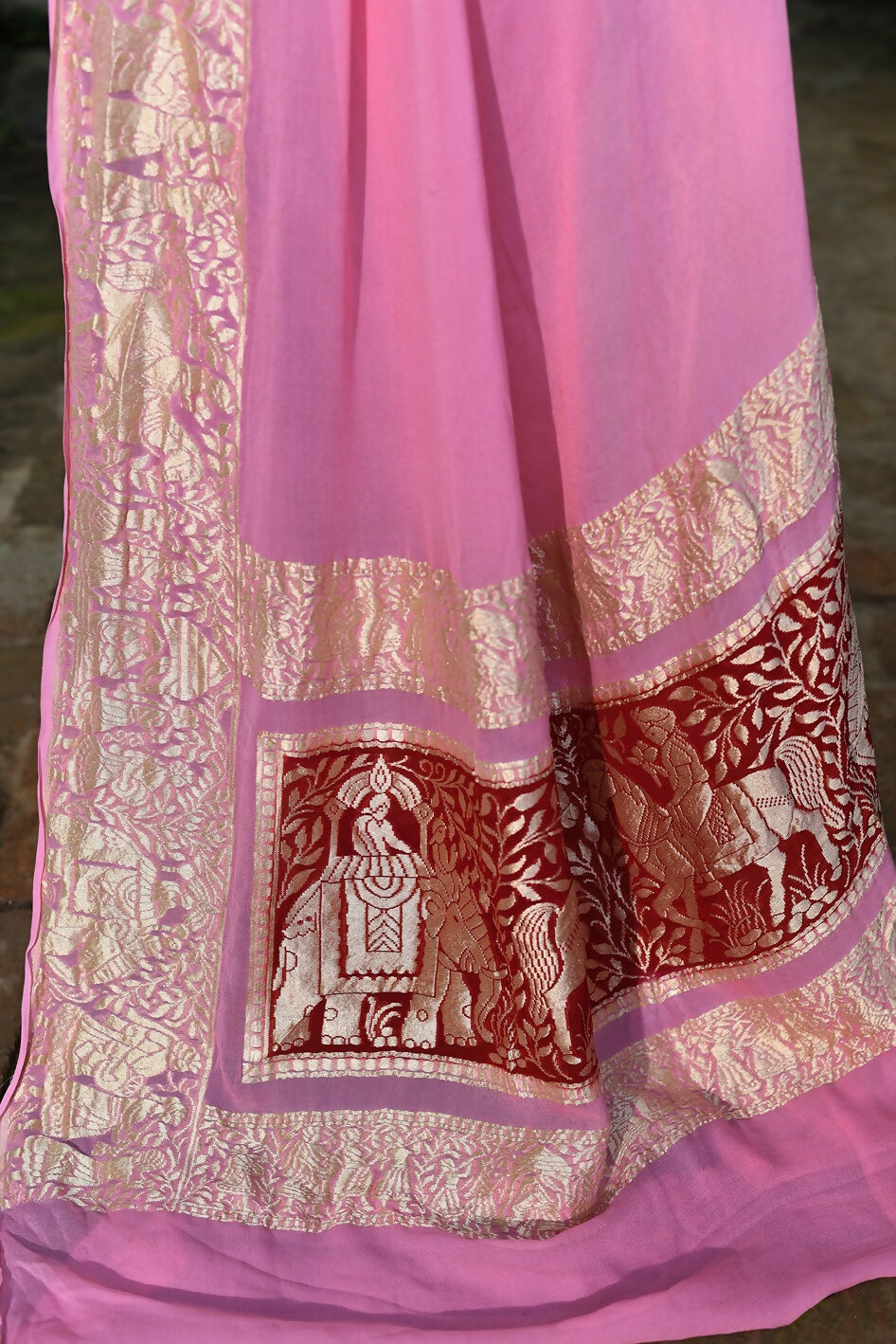 Joban Fashion Baby Pink Crepe Chiffon Pure Handloom Banarasi Silk Saree | Swadesiicart