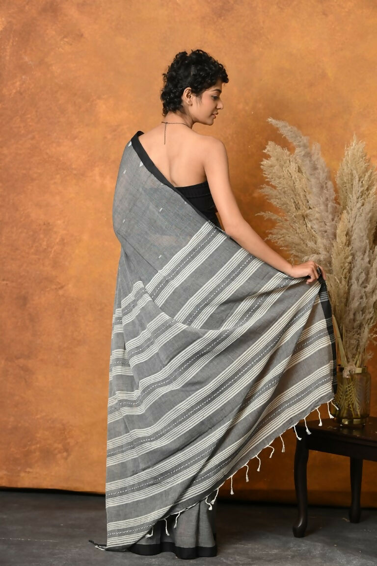 Very Much Indian Handloom Pure Cotton Saree With Sleek Border - Grey | Swadesiicart