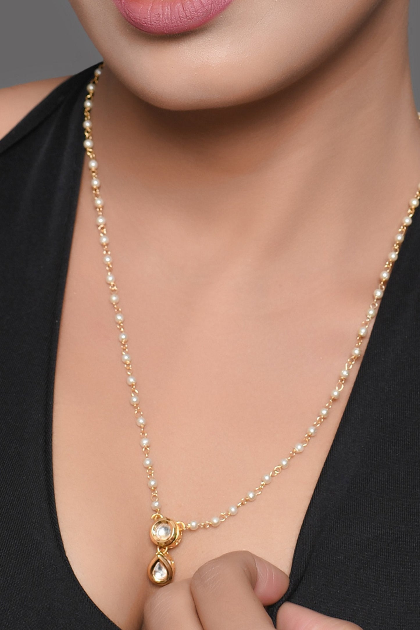 Peryl Women's White Gold Tone Kundan Necklace With Earrings - Swadesiicart