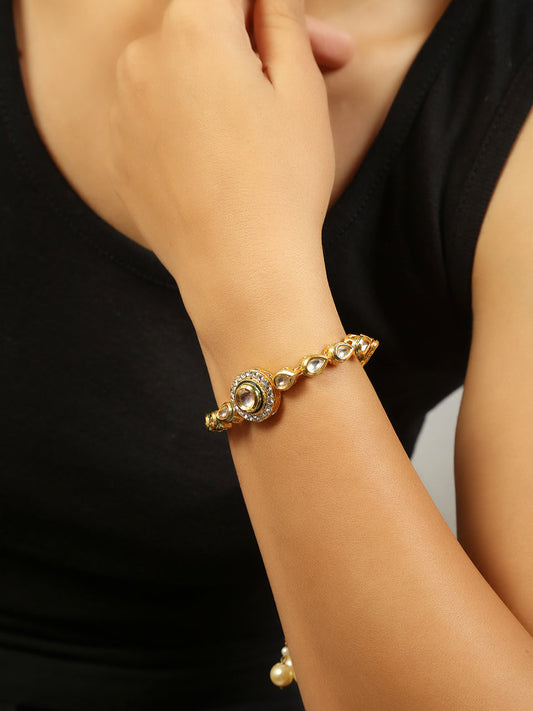 Peryl Women's Gold Toned Kundan Inspired Bracelet With Pearls - Swadesiicart