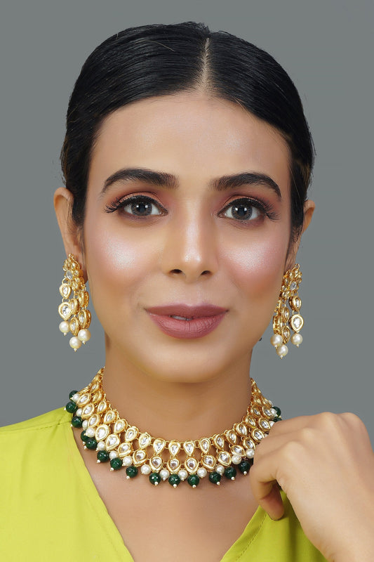 Peryl Women Beaded Kundan Necklace With A Pair Of Earrings(2 Pc Set) - Noz2Toz