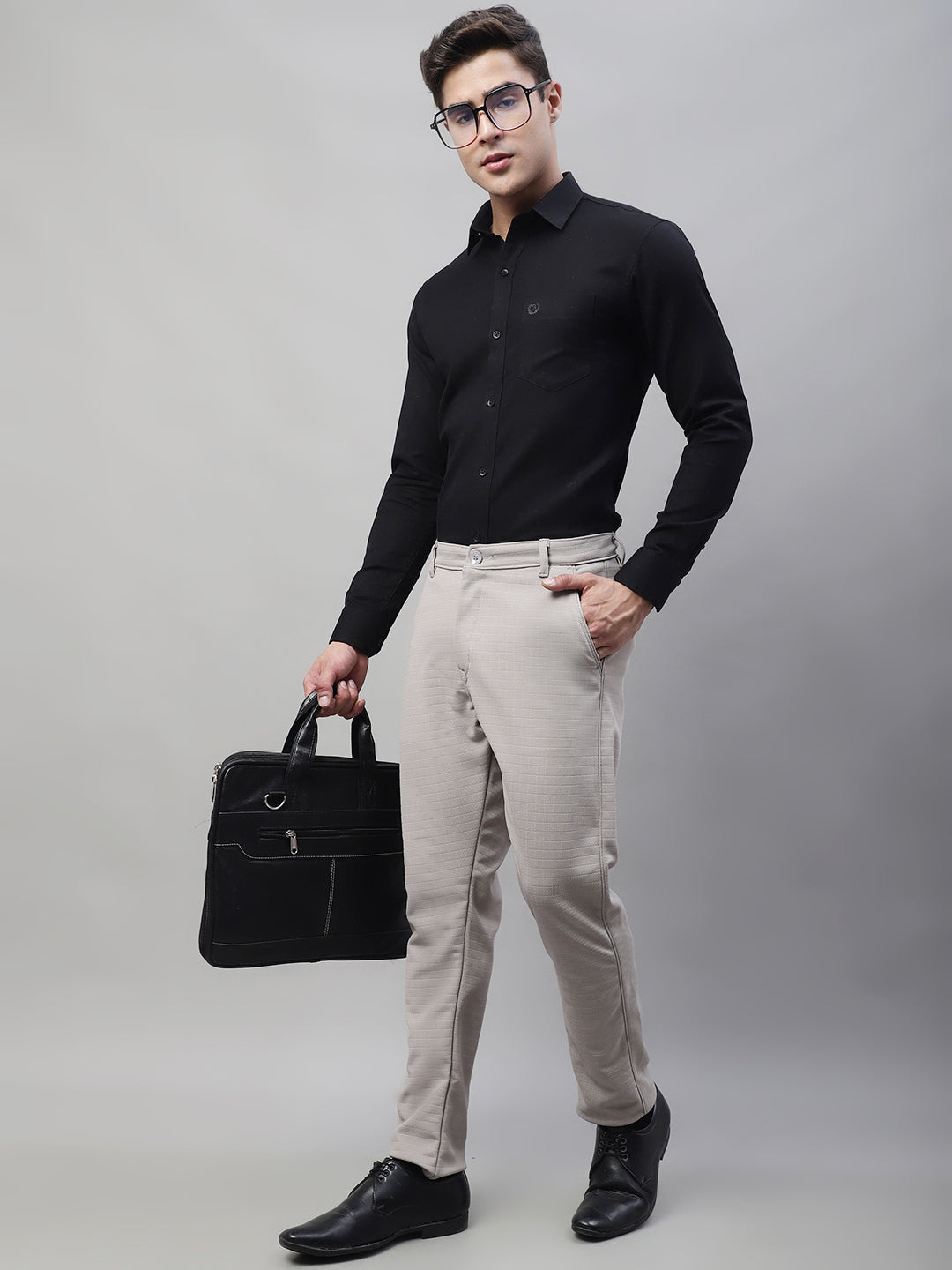 Jainish Men's Light Grey Tapered Fit Formal Trousers | Swadesiicart