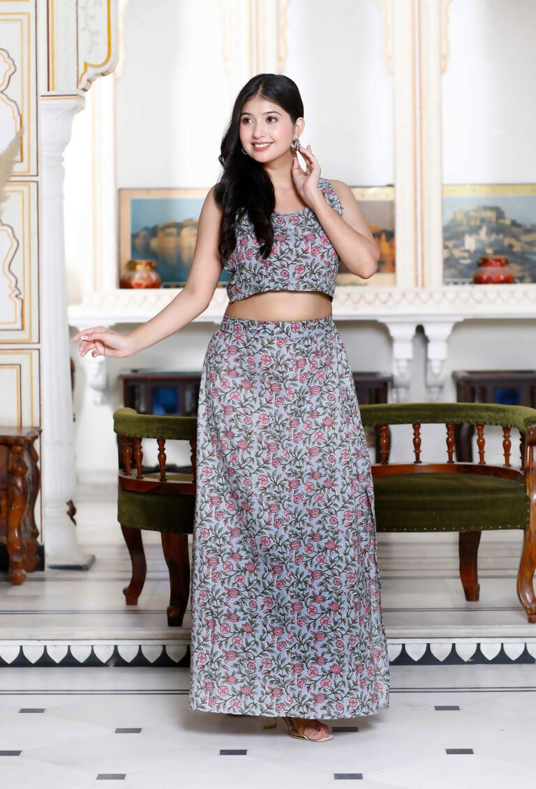 Miravan Women's Grey Floral Printed Crop Top And Skirt Co-Ord Set - Swadesiicart