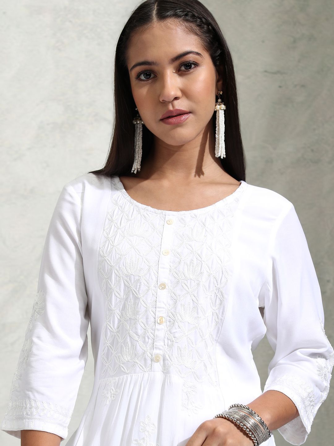 Vishudh White Floral Embroidered Thread Work Straight Kurta With Palazzos - Swadesiicart