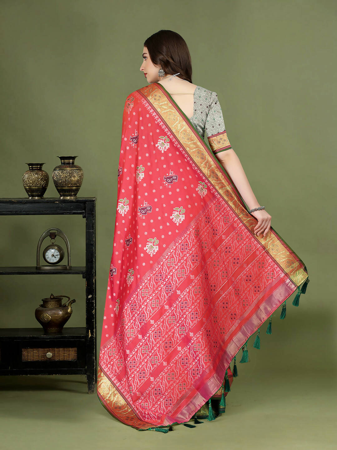 Lorenvalley Fashion Peach Patola Silk Woven Design Zari Meenakari Weaving Saree - Swadesiicart