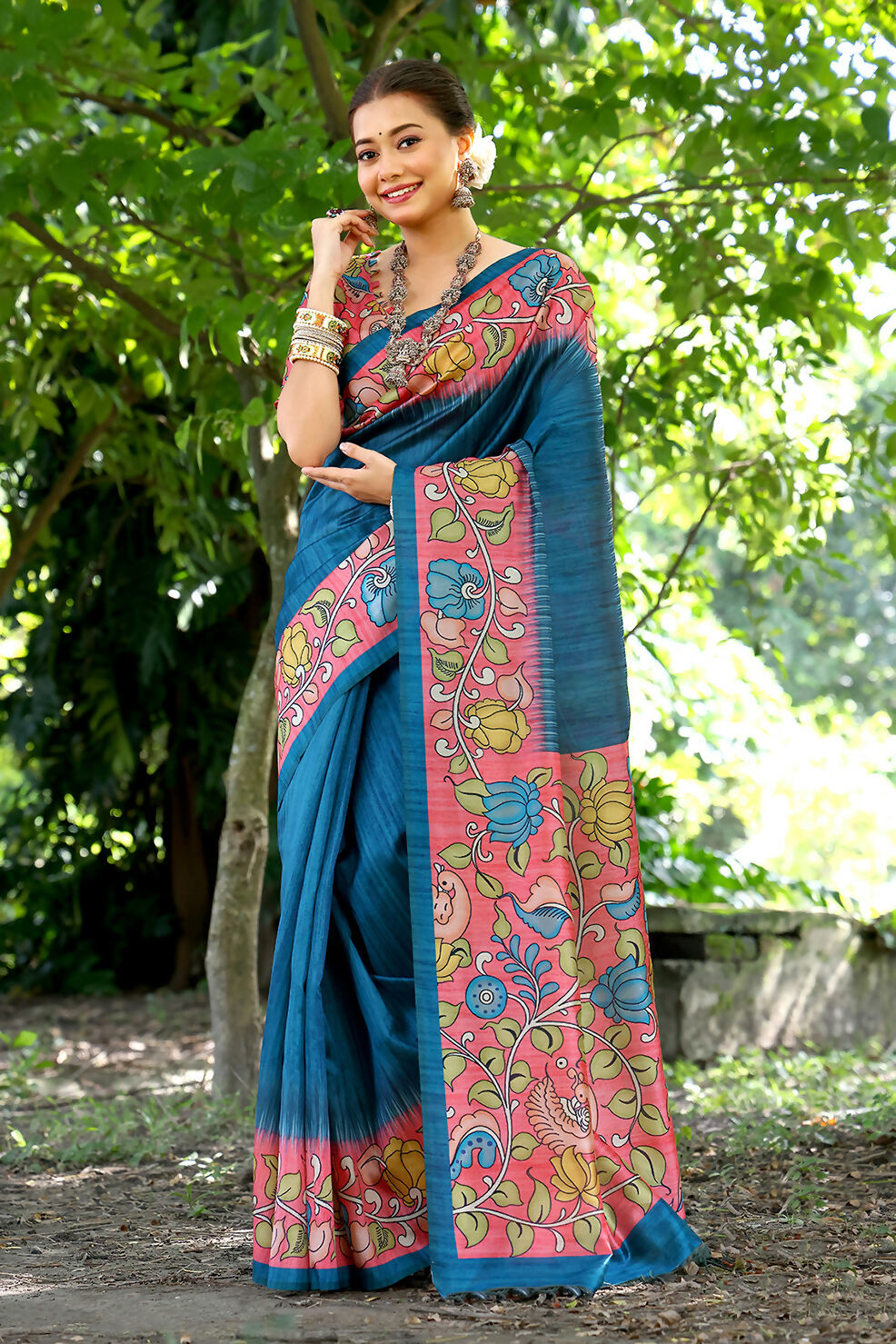 Vishnu Weaves Women's Blue Cotton Silk Woven Saree with Blouse - Swadesiicart