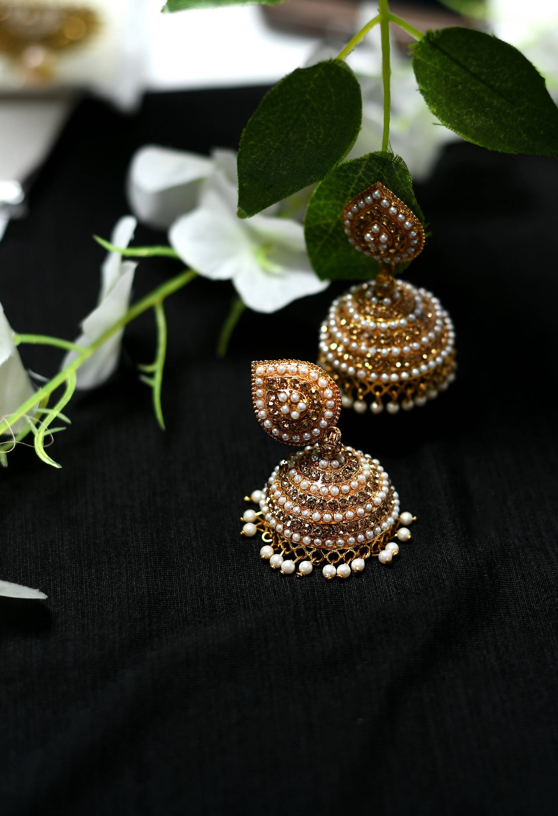 Mominos Fashion Johar Kamal Leaf Design Jhumka With Stone & Pearl - Swadesiicart