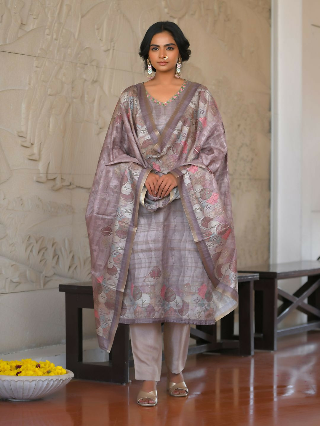 Vaasva Women's Ash Grey Silk Digital Printed Suit Set | Swadesiicart