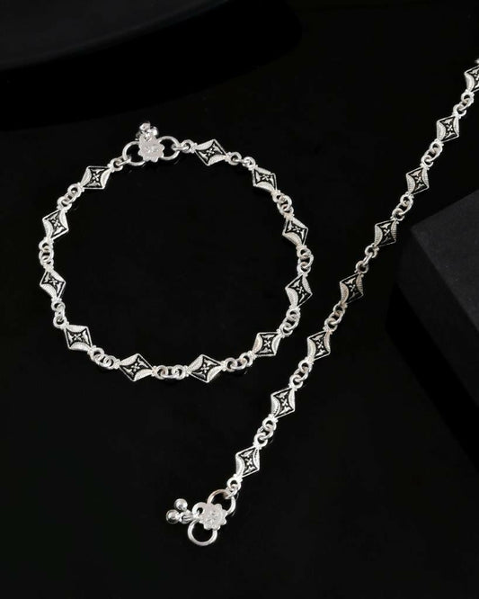 VOJ Set of 2 Silver Plated Designer Stainless Steel Anklet - Swadesiicart