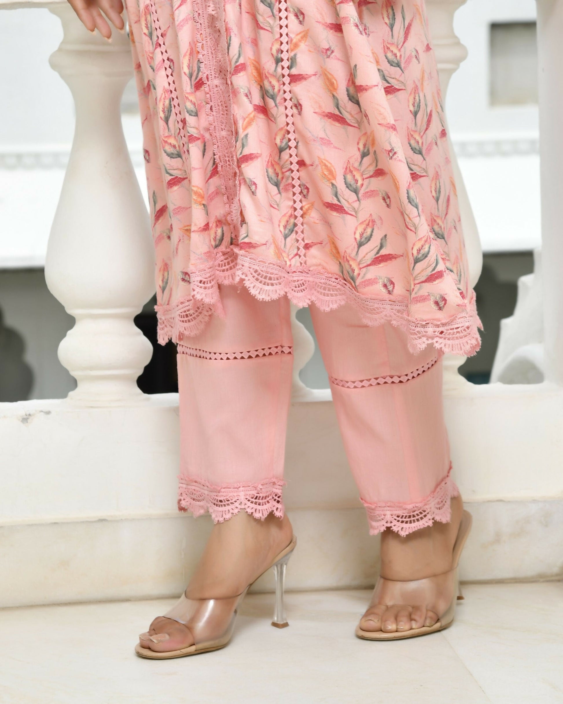 Vaasva Women's Peach Cotton Printed Kurta Pant Set | Swadesiicart