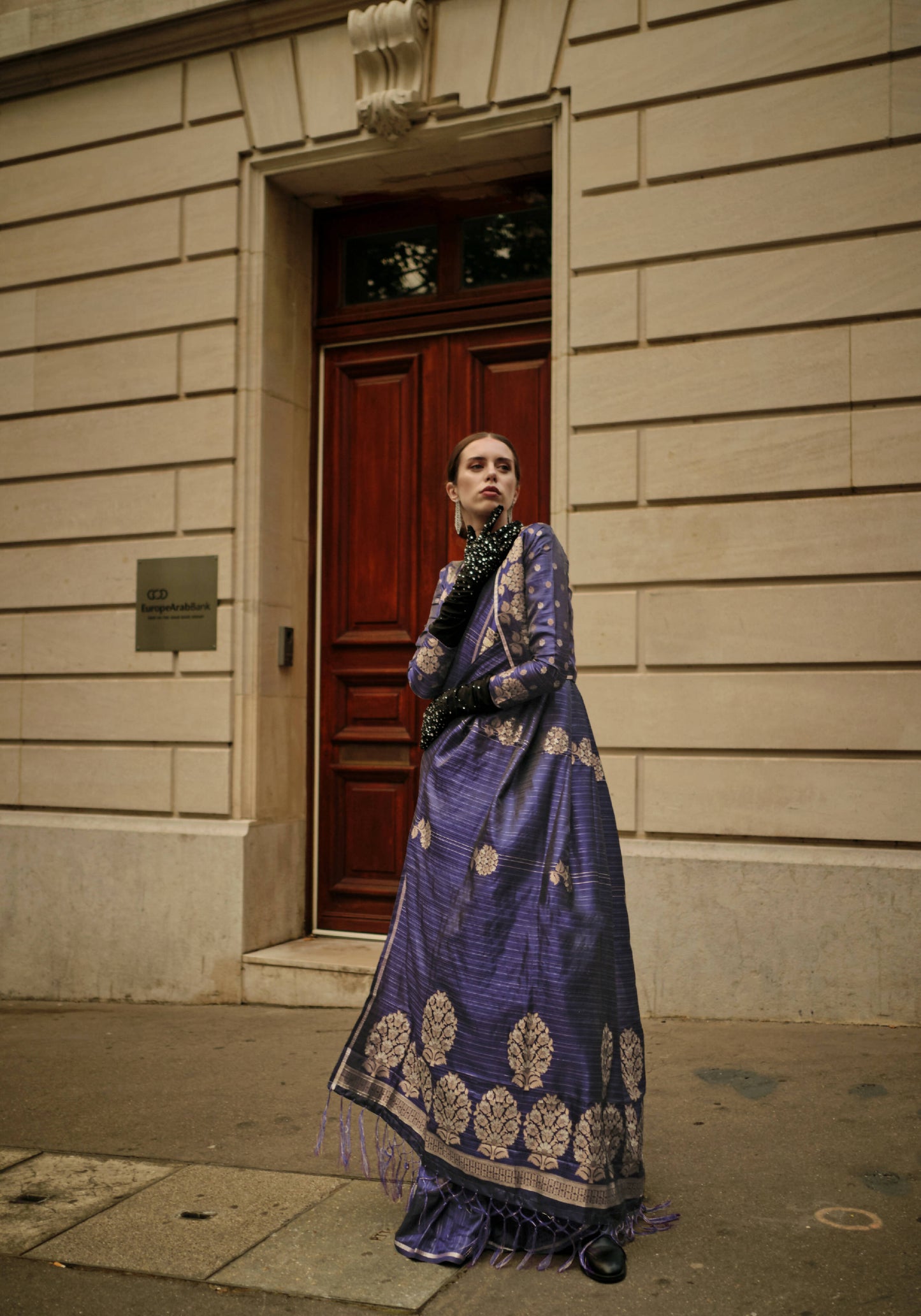 Navy Blue Weavead Thread & Zari Work, Handloom Weaving Banarasi Satin Silk Saree - Rajtex Kronicle Silk - Swadesiicart
