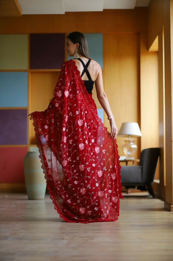Vamsee Ashi Red Georgette Saree - Swadesiicart