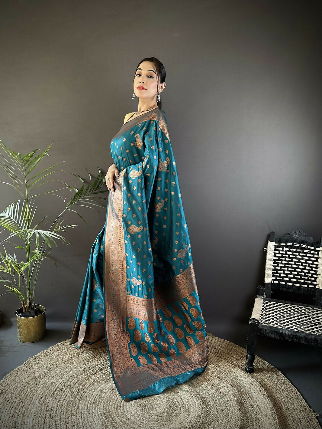 Joban Fashion Banarasi Blue Woven Soft Silk Saree | Swadesiicart