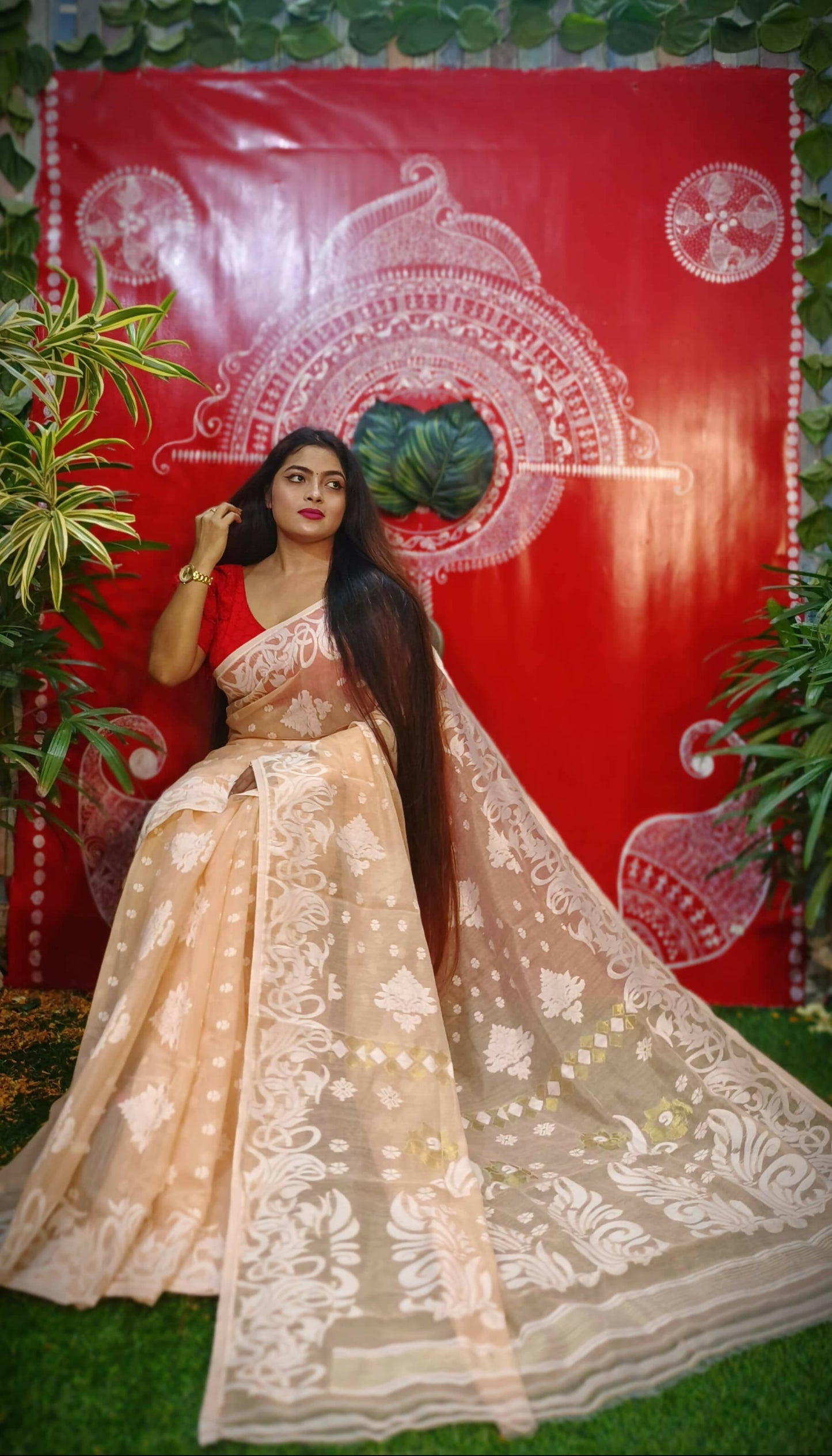 Exclusive Collection Handloom Dhakai Jamdani Saree - Cream - Swadesiicart