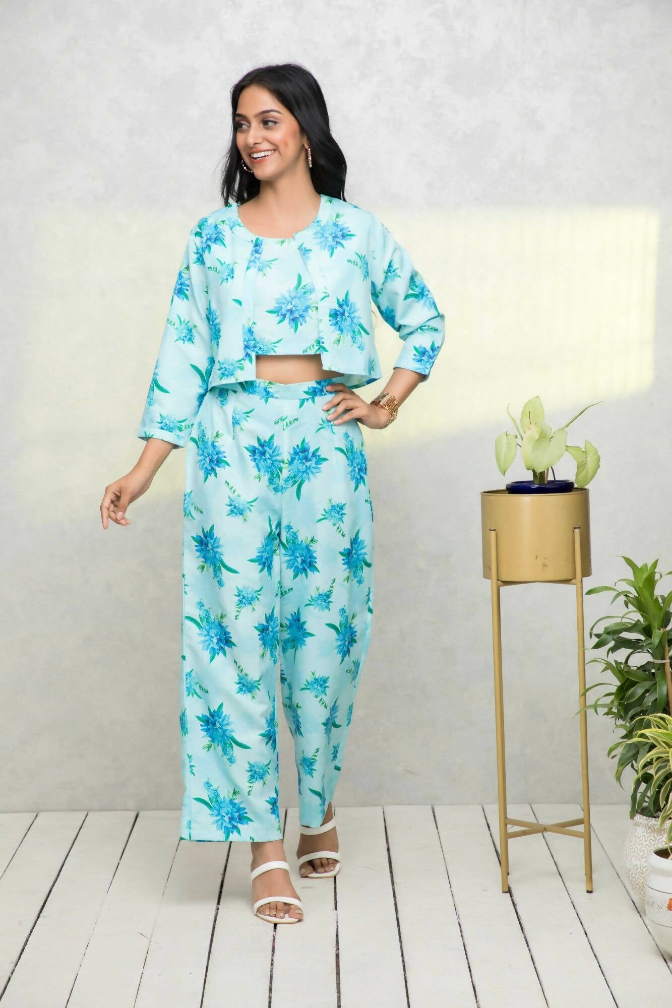 Myshka Women Blue Printed Pastels Co-Ords - Swadesiicart