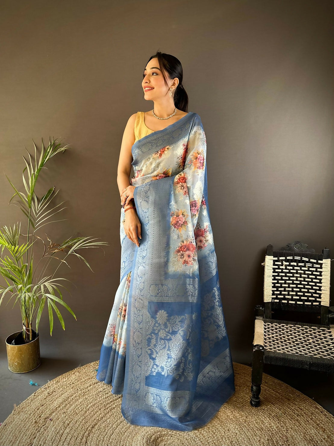 Joban Fashion Sky Blue Floral Motifs Banarasi Silk Sarees | Swadesiicart